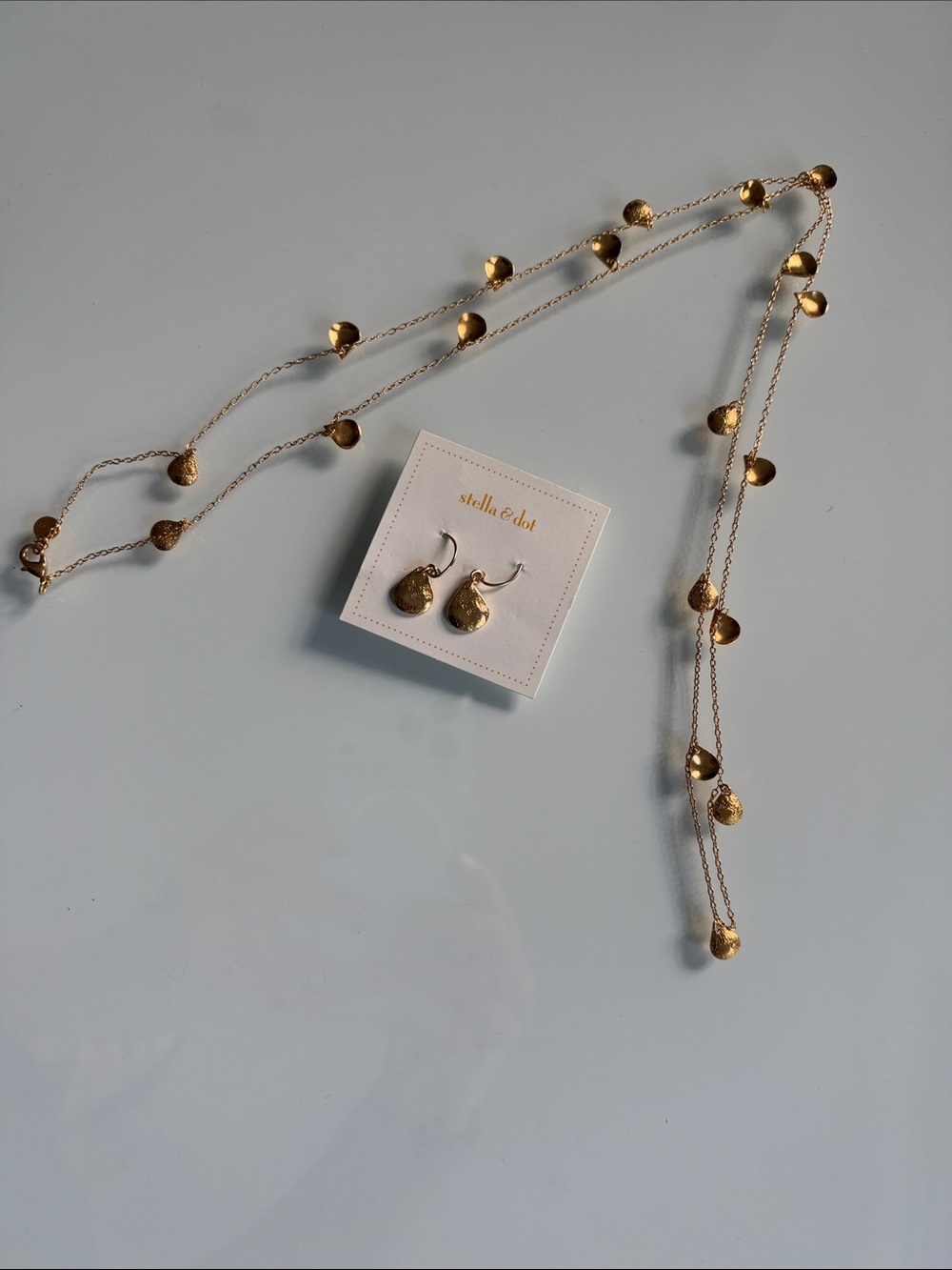 Stella & Dot Gold Textured Drop 18” Necklace and Earrings
